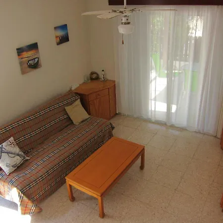 Villa Spiros Seaside No. 11 Meneou